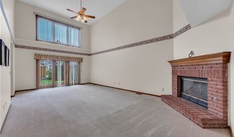 120 Ambleside Way, Amherst, OH 44001