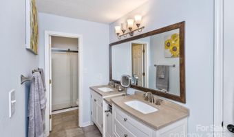 107 Cedar Forest Trl 107, Asheville, NC 28803