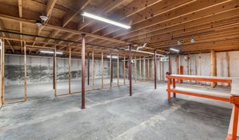 4 Highview Ter, Belfast, ME 04915