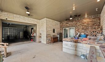 1811 S Cameron St, Alice, TX 78332