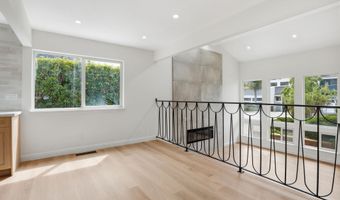 2013 Dolphin Dr, Aptos, CA 95003