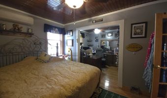 104 Summer St, Berlin, NH 03570