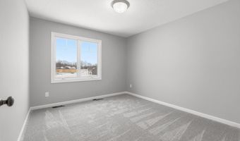 18738 Eisley Cv, Auburn, IN 46706