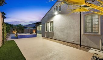10820 Woodstream Ct, Las Vegas, NV 89135