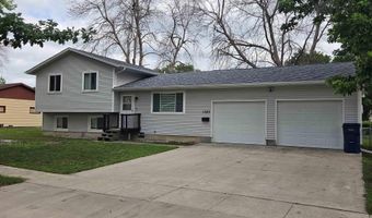 1620 E Elm St, Algona, IA 50511