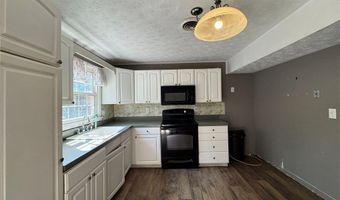 161 Lincoln Hts, Alum Creek, WV 25003