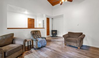 25191 BERRY Ln, Veneta, OR 97487