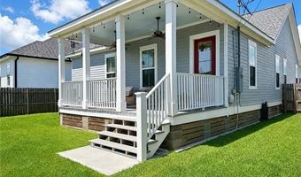 133 SEAL Dr, Arabi, LA 70032