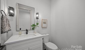 318 Avery Trail Dr, Arden, NC 28704