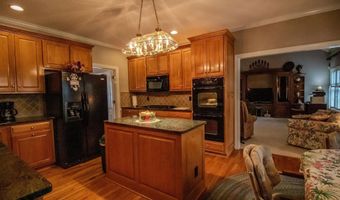 171 HUNTINGTON Trce, Anniston, AL 36207