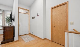 13310 Glenhaven Ct, Apple Valley, MN 55124