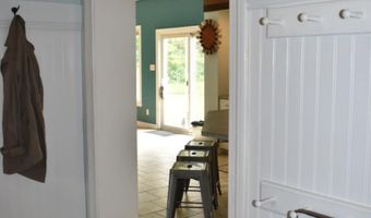 14 Lead Mountain Ln, Belfast, ME 04915