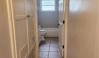1803 Crouch St, Bentonville, AR 72712