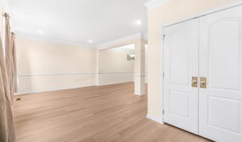 43729 STOKE CHAPEL Ter, Ashburn, VA 20148