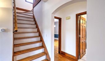 140 Lexington Ave, North Providence, RI 02904