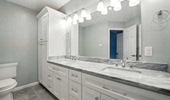 3911 COURTLAND Cir, Alexandria, VA 22305