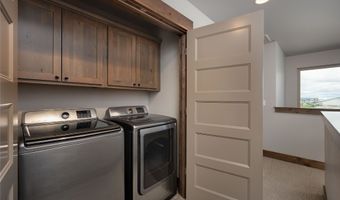 1304 Glider Ln B, Belgrade, MT 59714