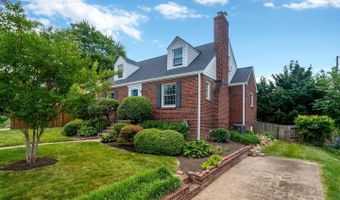 5028 25TH St N, Arlington, VA 22207