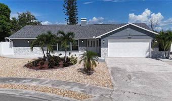 6531 SANTIAGO Ct, Apollo Beach, FL 33572