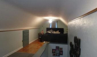 736 State, Adrian, MI 49221