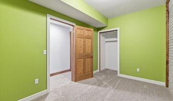 1705 WHITNEY St, Atlantic, IA 50022