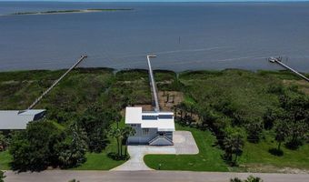 146 Bay Ave, Apalachicola, FL 32320