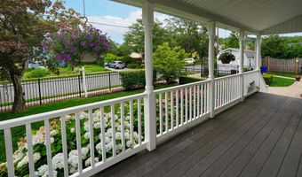 88 3rd Ave, Atlantic Highlands, NJ 07716