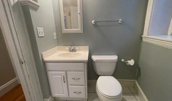 69 Park Dr 17, Boston, MA 02215