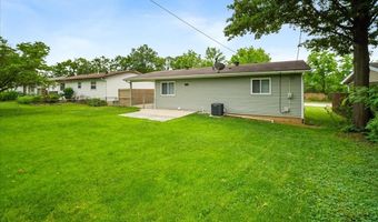 113 Roland Ave, Ballwin, MO 63021