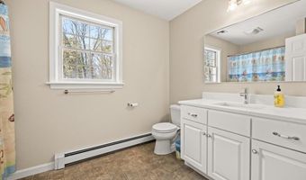 2 Boulder Rd, Bourne, MA 02532