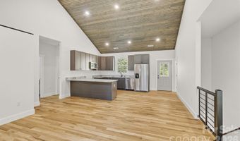 73 Rocking Porch Rd, Asheville, NC 28805