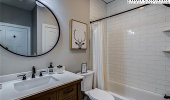 94 Silver Fox Rdg, Beech Mountain, NC 28604