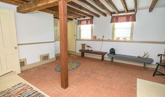 23613 FRONT St, Accomac, VA 23301