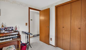 908 Cram Ln, Albion, MI 49224