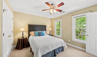 1030 W Sterlington Pl, Apex, NC 27502
