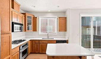 16244 SW GAGE Ln, Beaverton, OR 97006