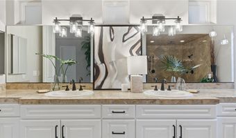 2960 American River Ln, Las Vegas, NV 89135