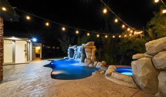 2990 Traverse Creek Ln, Las Vegas, NV 89135