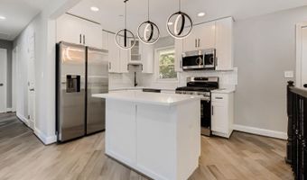 105 ROSECREST Dr, Annapolis, MD 21403