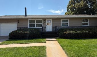412 H St, Aurora, NE 68818