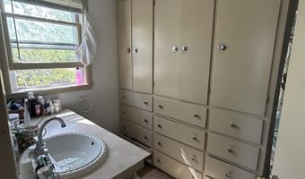 551 N STATE St, Appleton, WI 54911