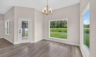 215 Saint Stephens Ct, Atmore, AL 36502