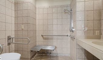842 W Warwick Dr, Alma, MI 48801