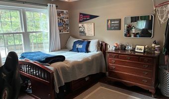 6 Myers Ln, Billerica, MA 01862