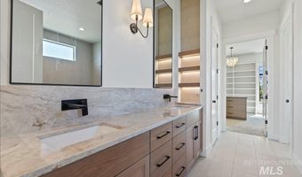 16908 Long Meadow Dr, Caldwell, ID 83607
