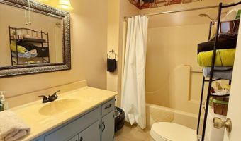 16570 NW Chipola Heights Rd, Altha, FL 32421