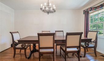 245 Forest Heights Dr, Athens, GA 30606