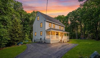 162 Lakeside Oaks Dr, Barrington, NH 03825
