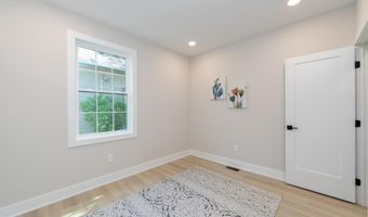 509 ELM Ave, Audubon, NJ 08106