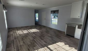 201 Fish Haven Rd 64A, Auburndale, FL 33823